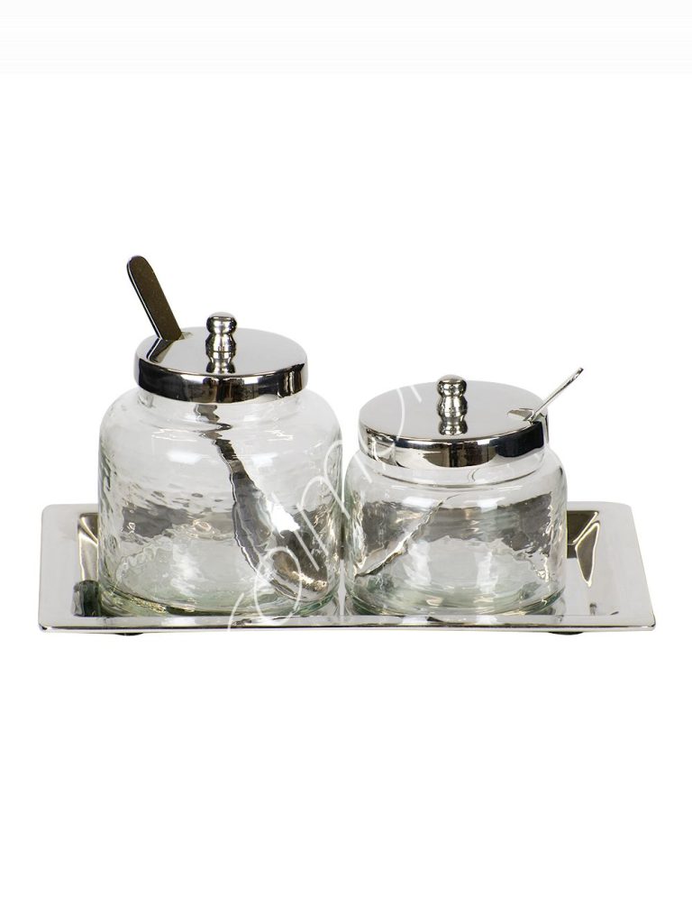Two jars w/lid & spoon on tray BR/NI 19x12x10