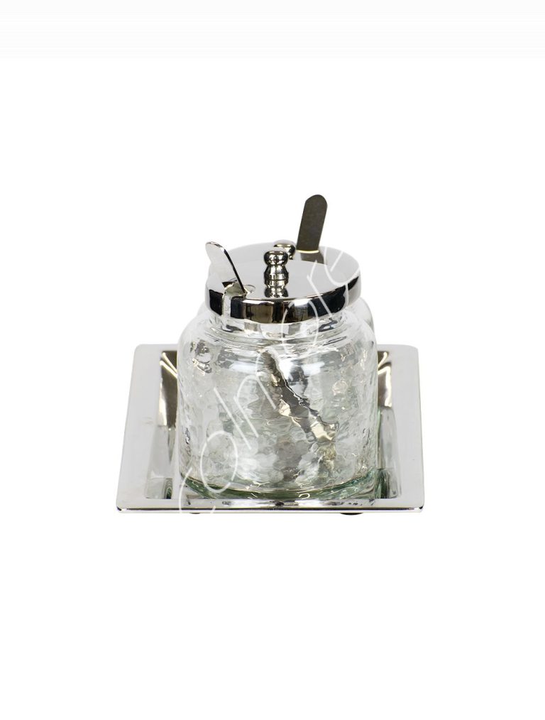 Two jars w/lid & spoon on tray BR/NI 19x12x10