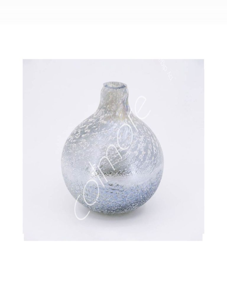 Vase handm. mouthblown pearl glass 15x15x19