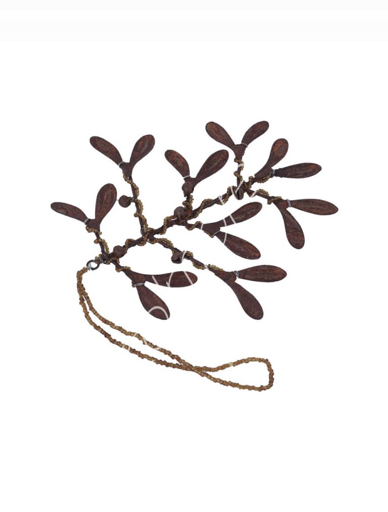 Hanging leaf wbeads brown IR 16x18x1