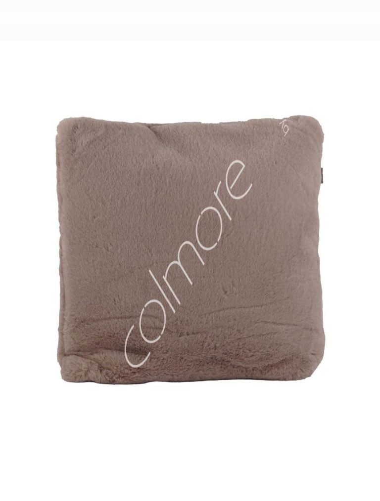 Cushion beige faux fur short hair 50x50