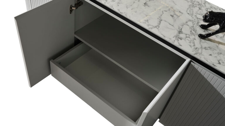Tesla plus Eettafel