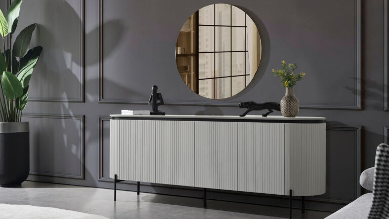 Tesla plus Eettafel