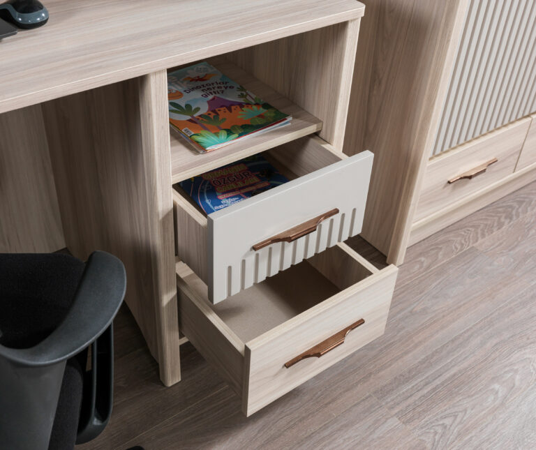 Belarus Kinderkamer Ladekast