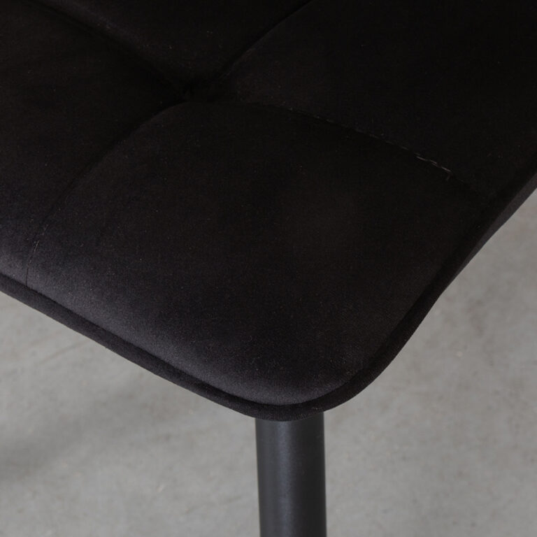 LABEL51 Eetkamerstoel Bistro - Zwart - Fluweel - Black Frame