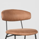 eetkamerstoel_zack_cognac_micro_suede_53x59x79_cm_detail