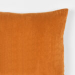 kussen_rib_oker_katoen_45x45_cm_detail_1